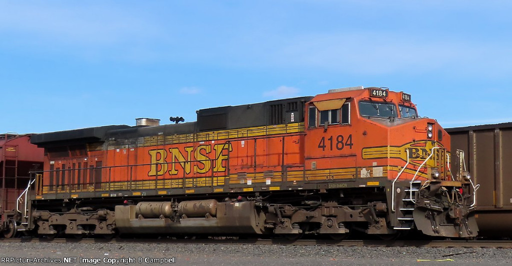 BNSF 4184